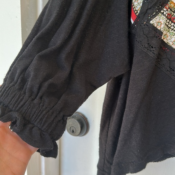 Free People Prairie Days BLACK Boho Tee NWT SIZE XS - Picture 3 of 7